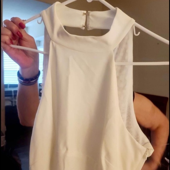 Beautiful Off White Maxi with V back with pearls. Size 14. NWT. - Picture 2 of 4